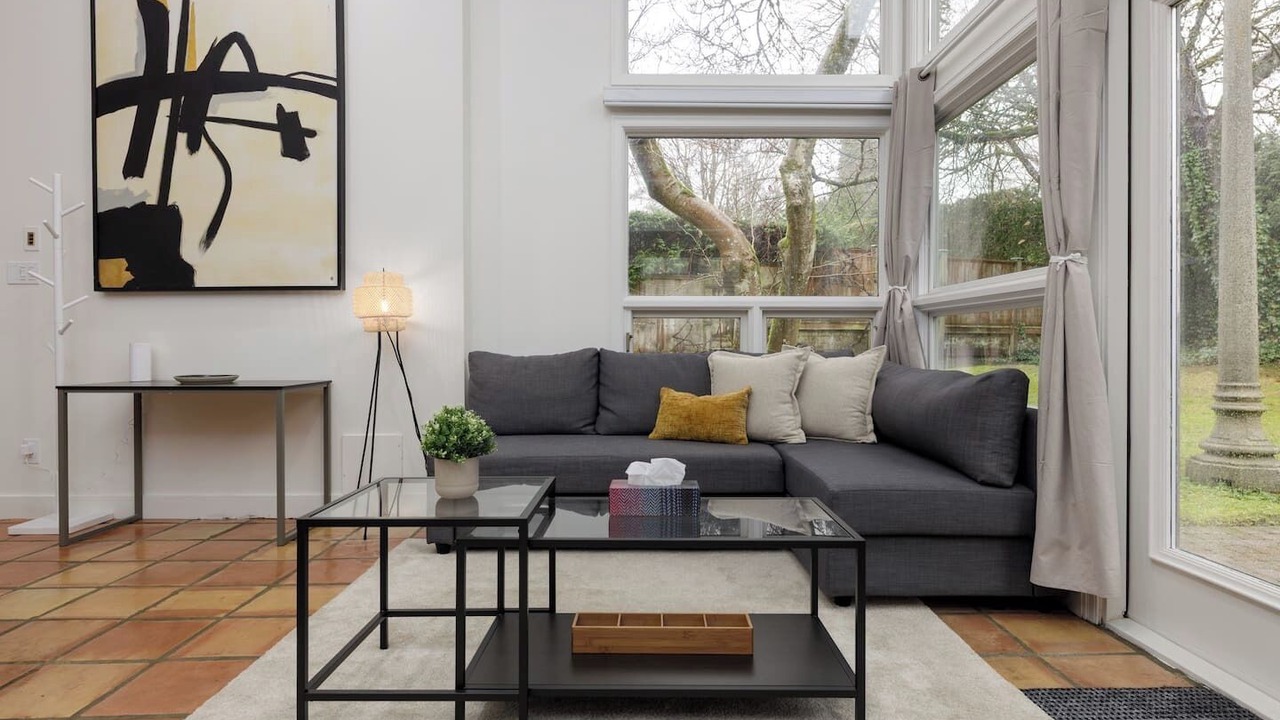 Photo of Livingroom in Shaughnessy