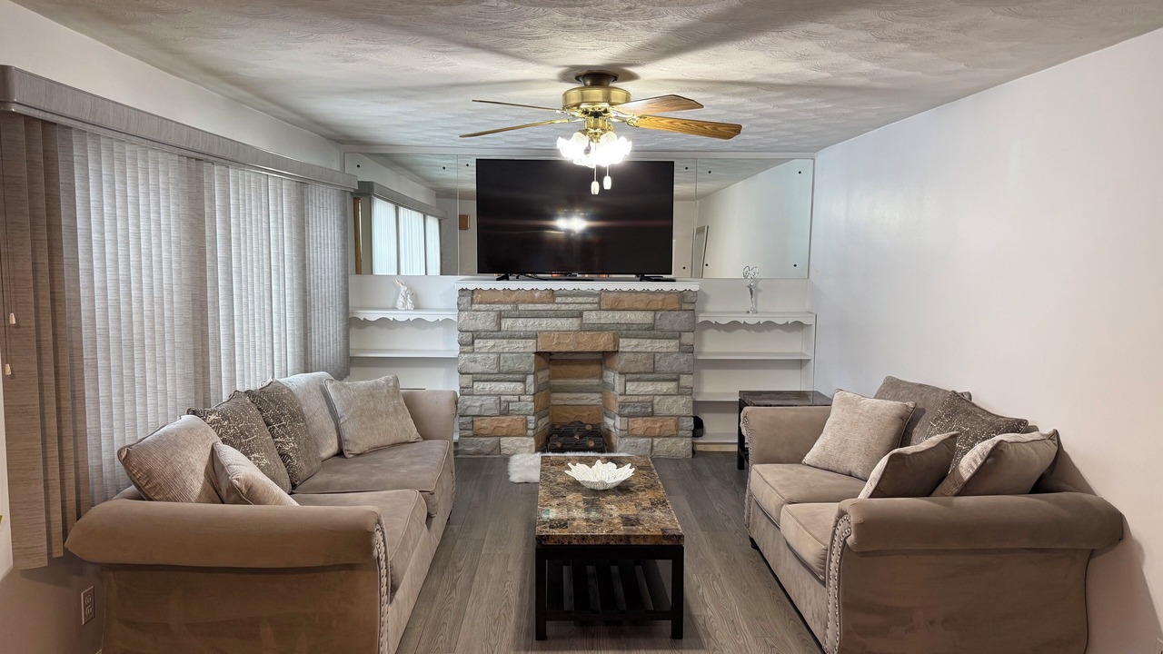 Photo of Livingroom in Rochester