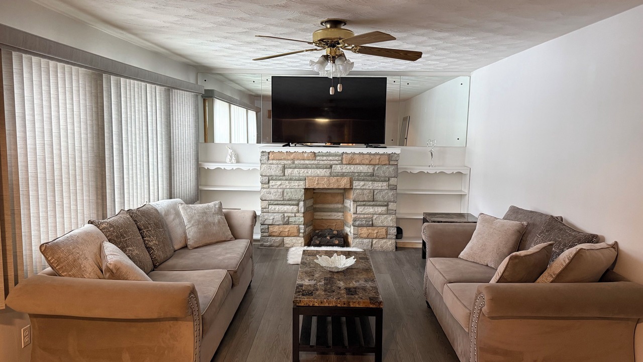 Photo of Livingroom in Rochester