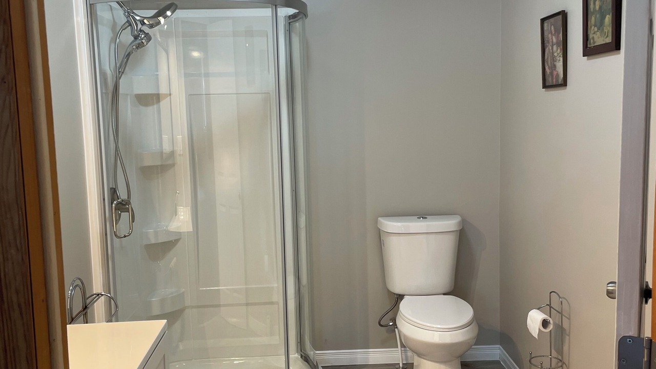 Photo of Bathroom in Loring