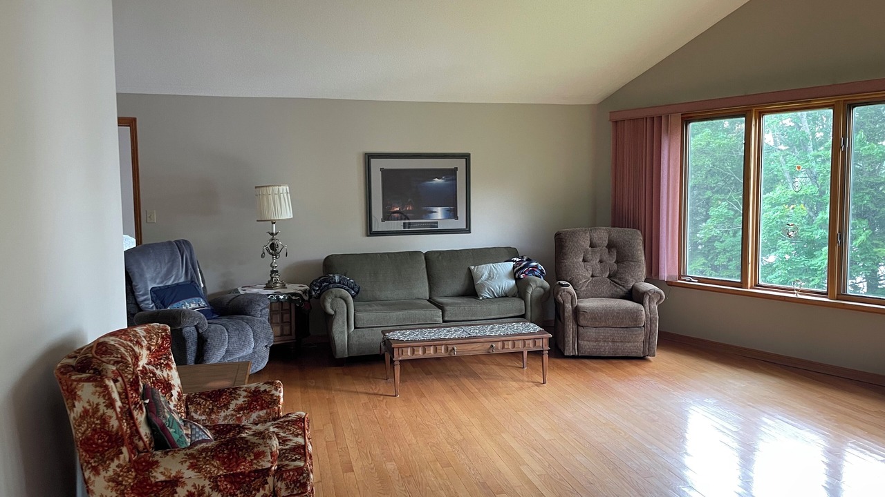 Photo of Livingroom in Loring