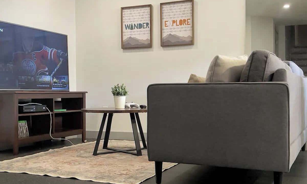 Photo of Livingroom in Southwest Calgary