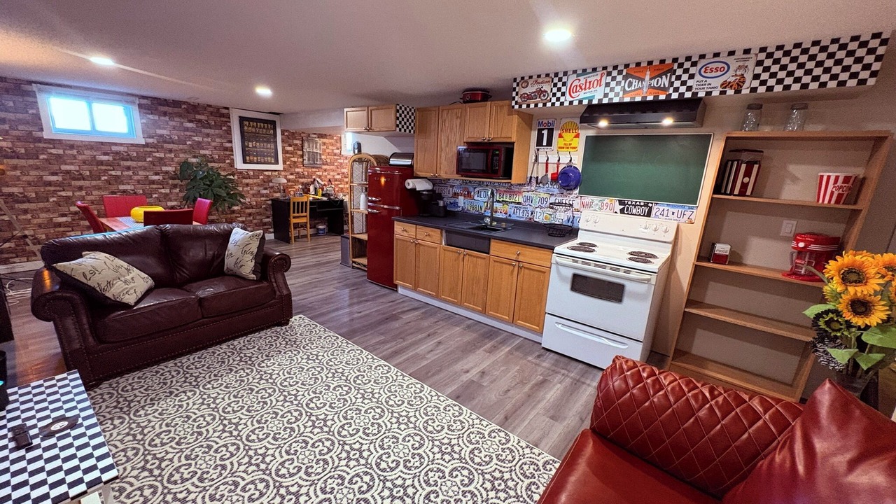 Photo of Livingroom in Legal