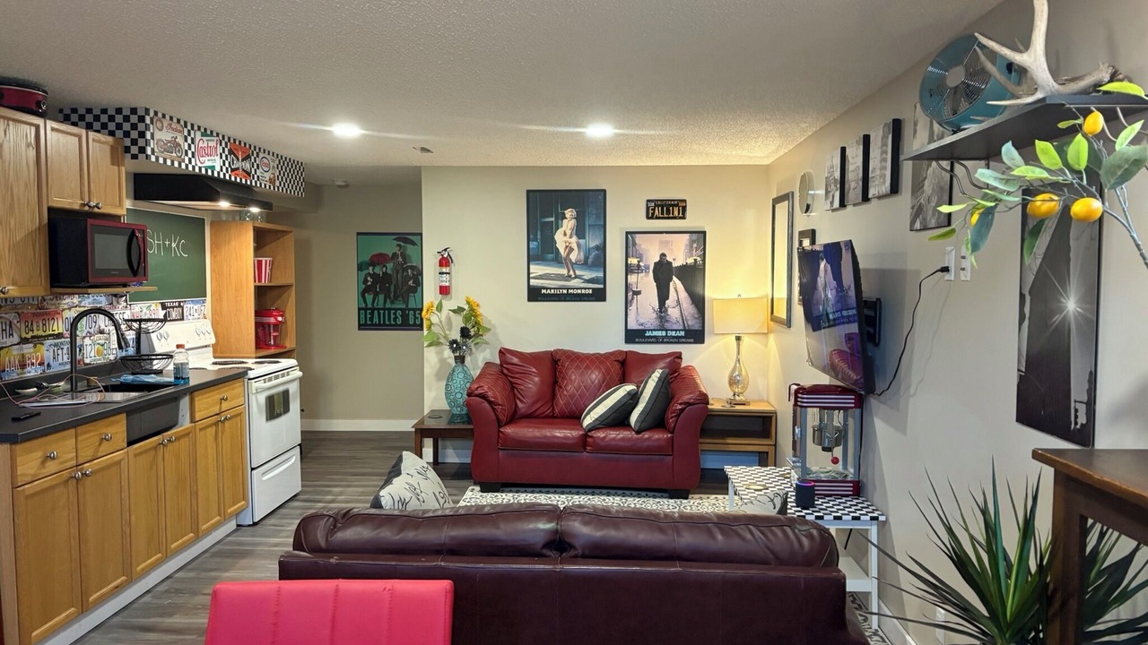 Photo of Livingroom in Legal