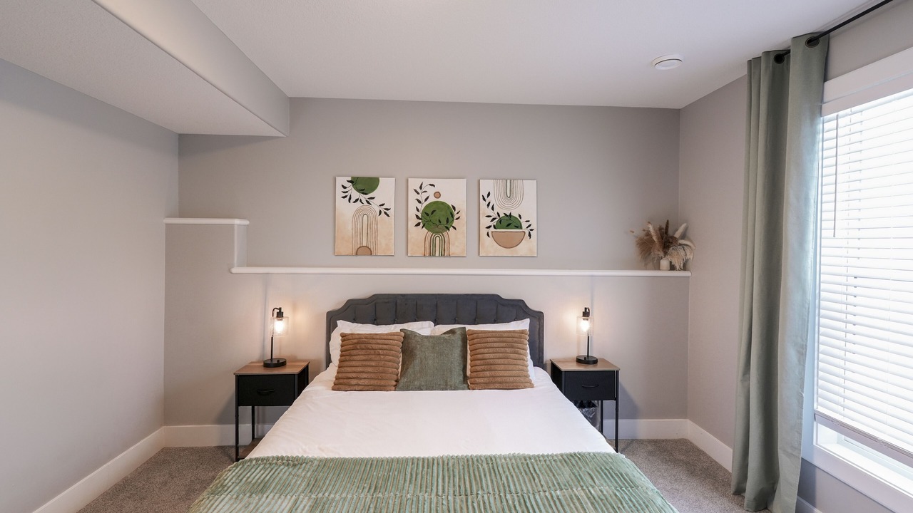 Photo of Bedroom in Division No. 11