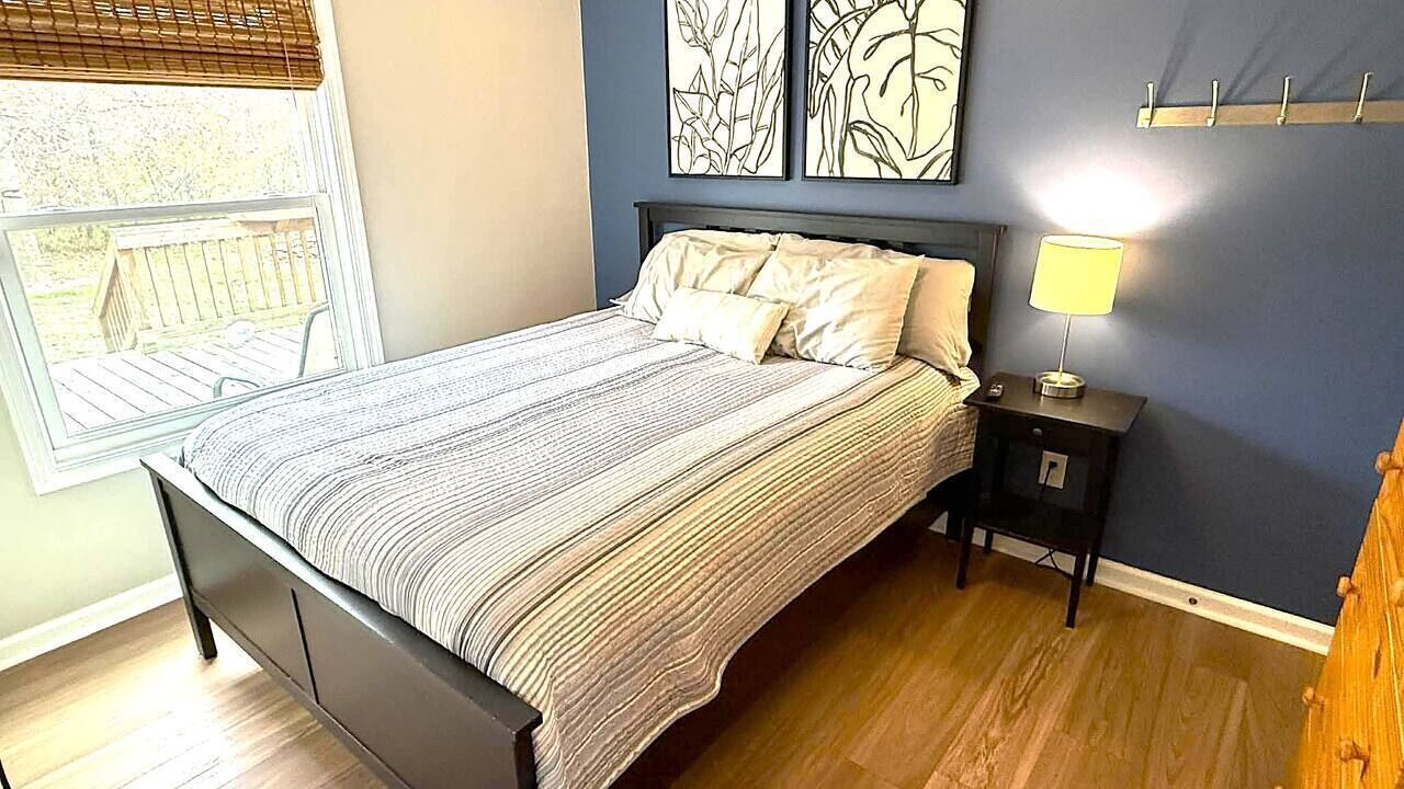 Photo of Bedroom in Kelleys Island