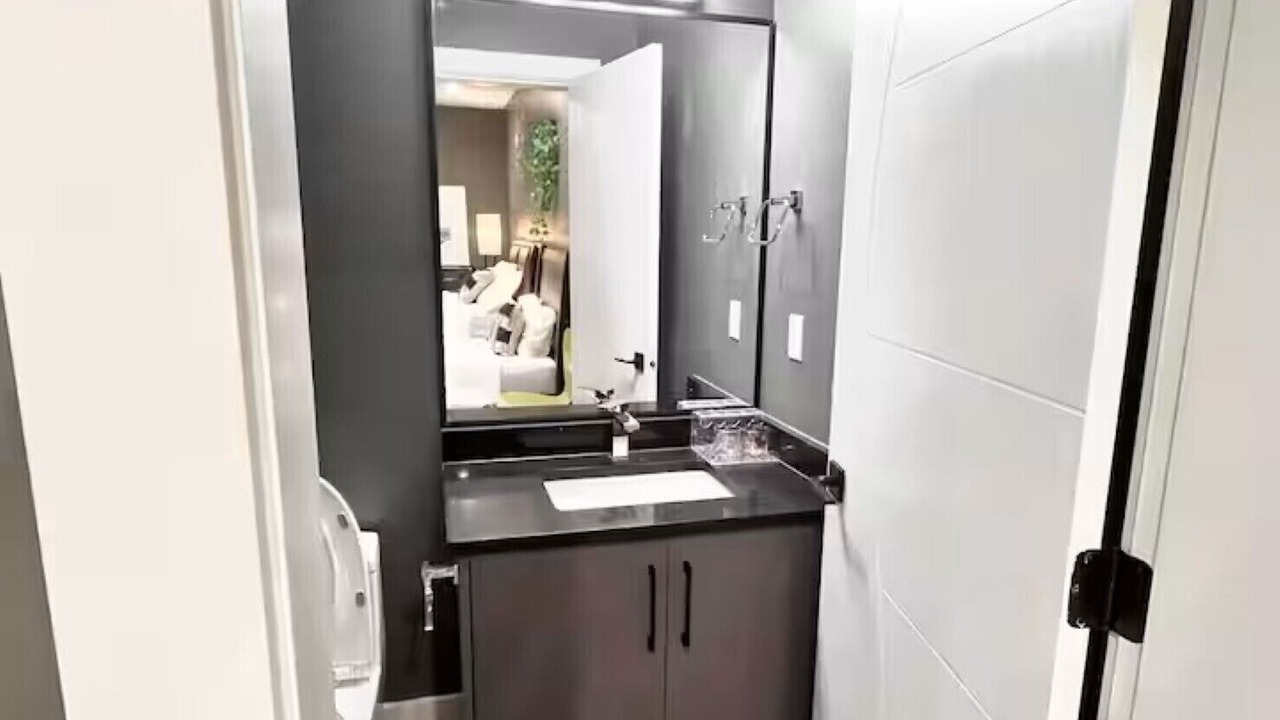 Photo of Bathroom in Willoughby