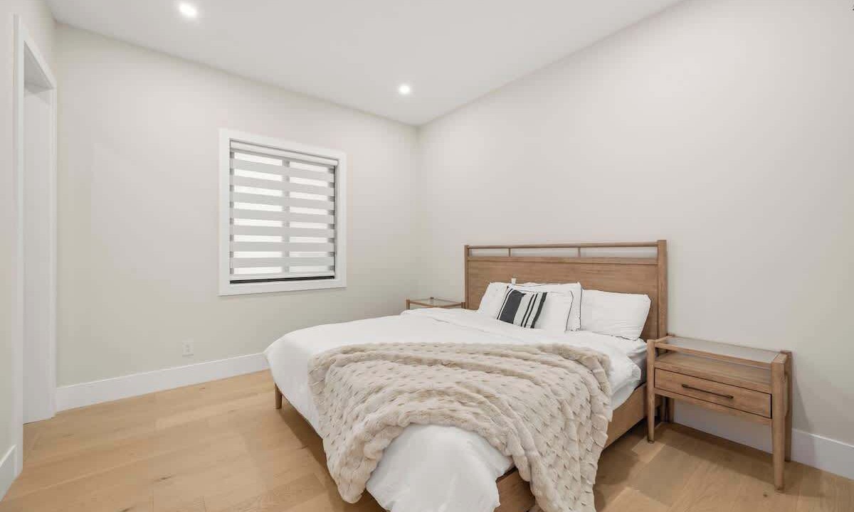 Photo of Bedroom in Langley