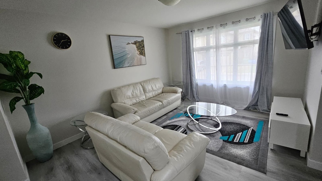 Photo of Livingroom in Regina