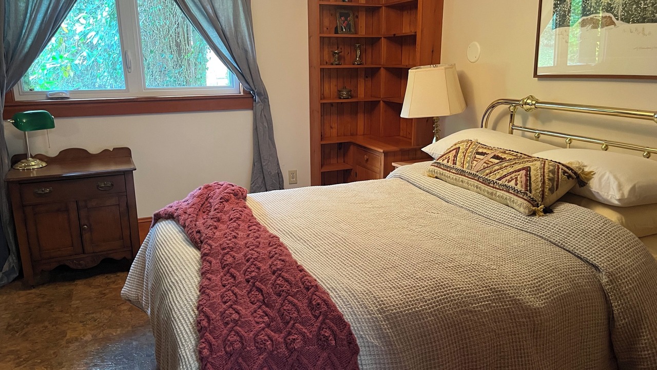 Photo of Bedroom in Weymouth North
