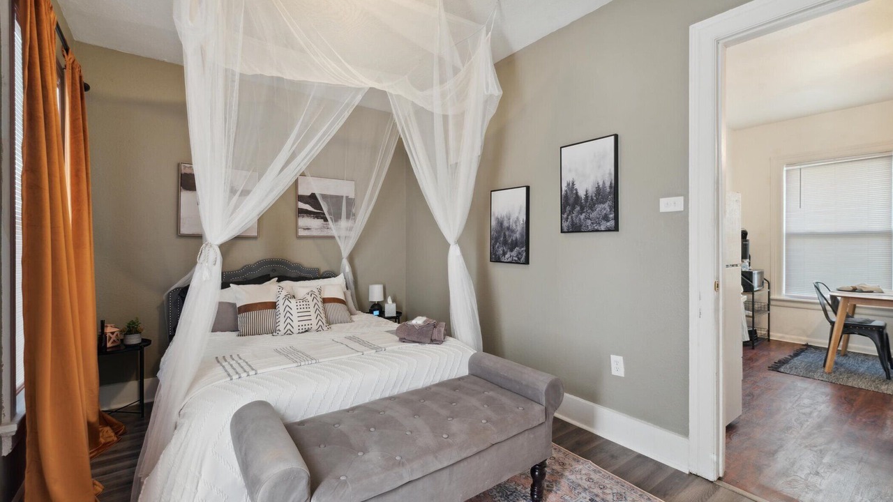 Photo of Bedroom in Rossford
