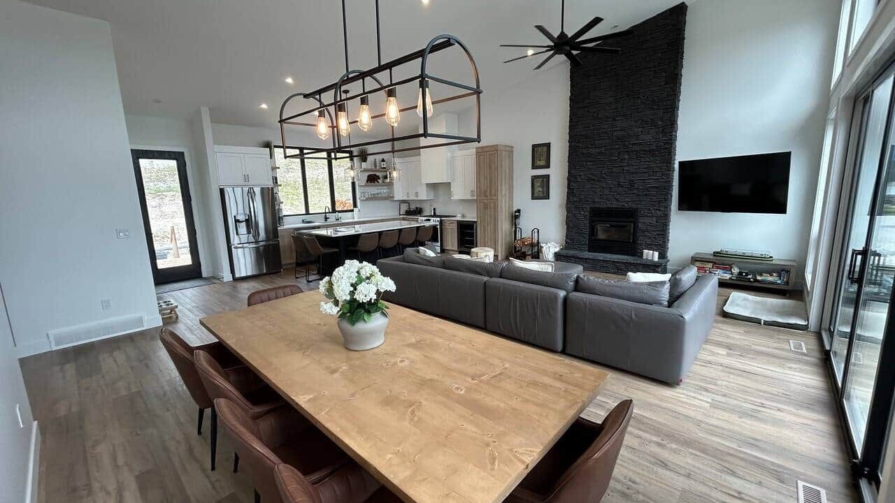 Photo of Livingroom in Koocanusa Ranch