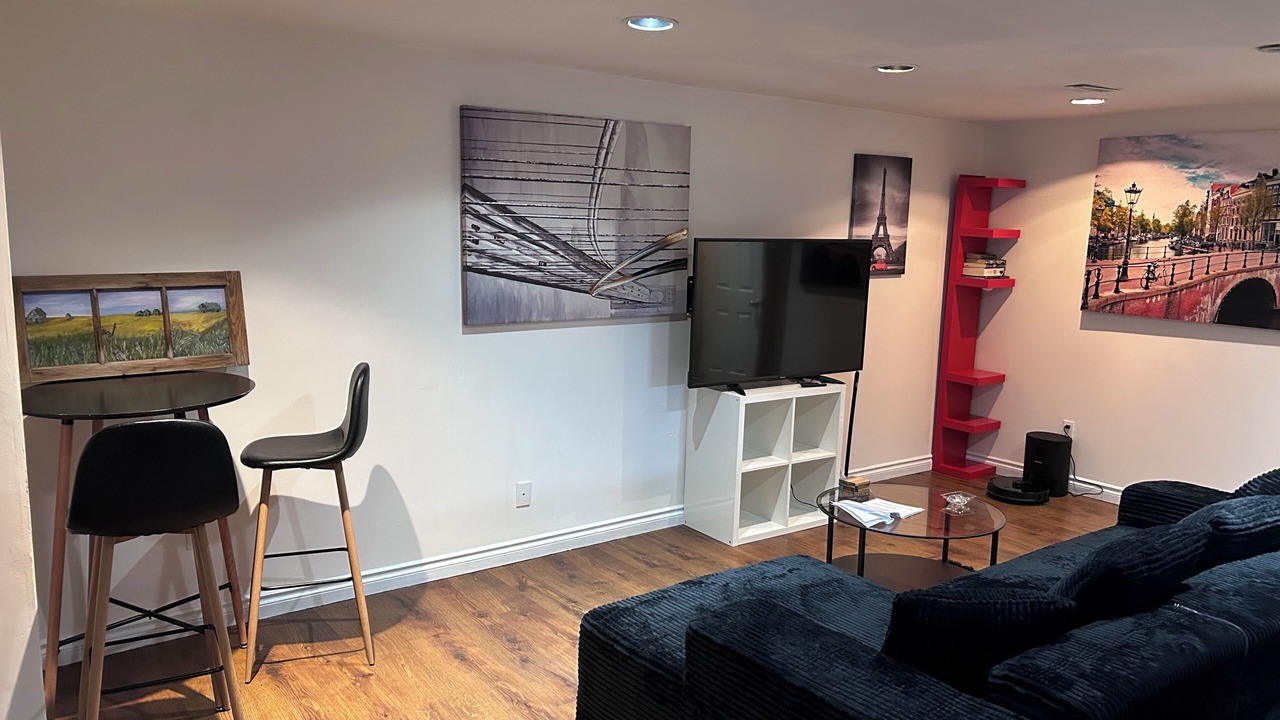 Photo of Livingroom in Calgary