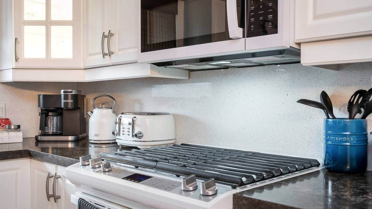 Photo of Kitchen in Wasaga Beach