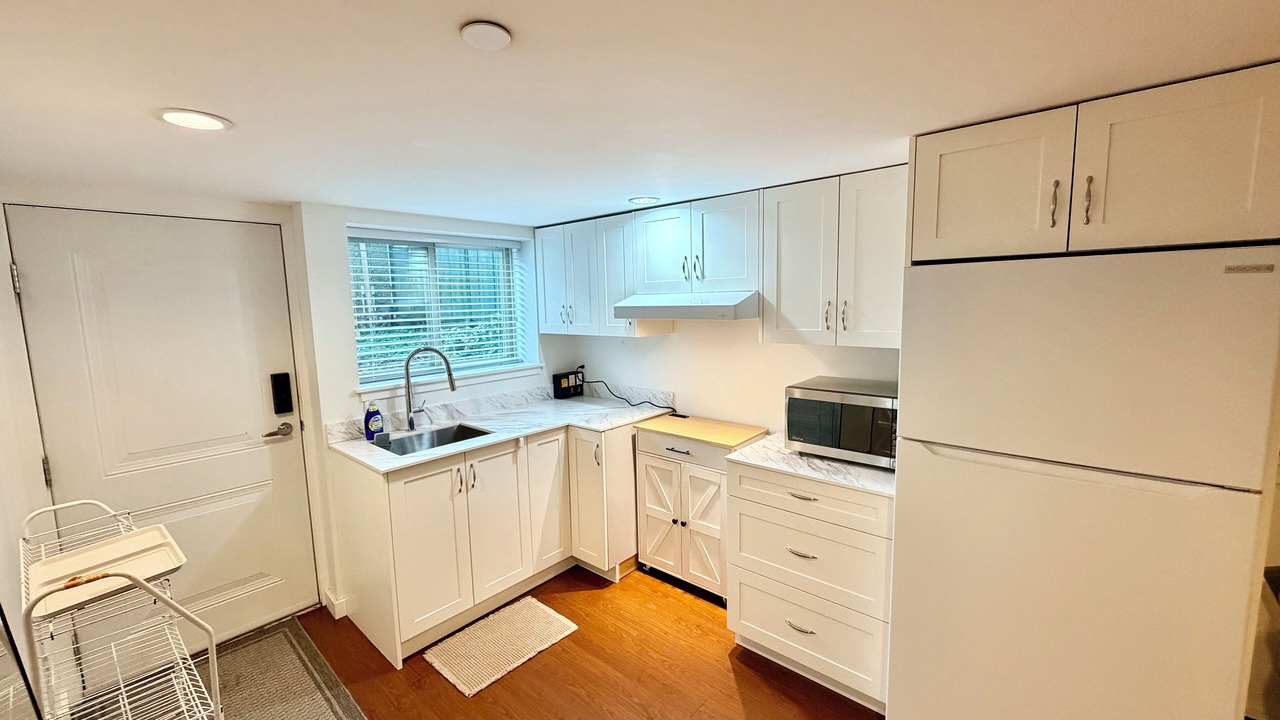 Photo of Kitchen in Renfrew-Collingwood