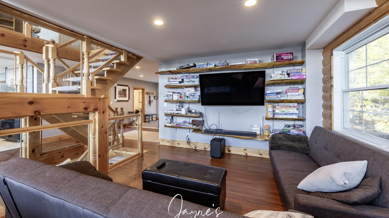 Photo of Bedroom in Gravenhurst