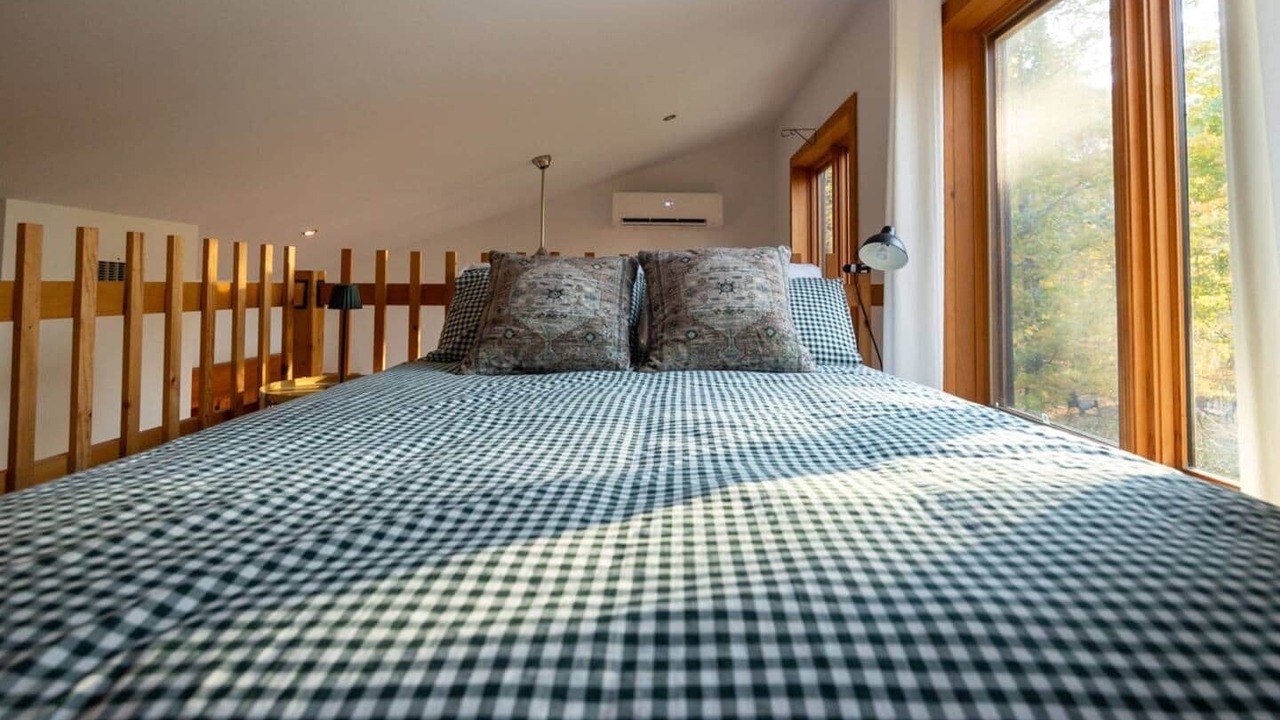Photo of Bedroom in Eastman
