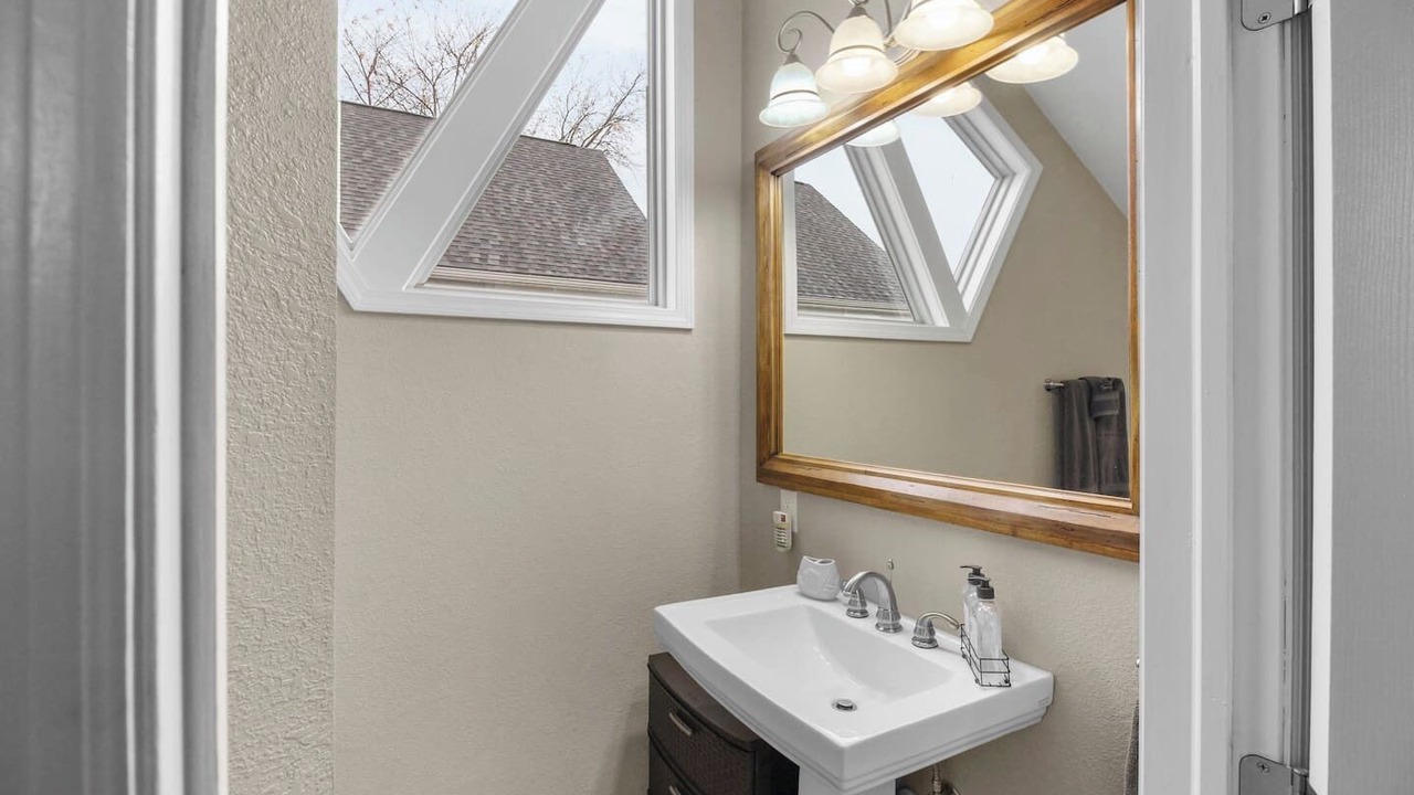 Photo of Bathroom in Port Clinton