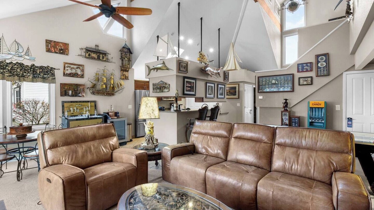 Photo of Livingroom in Port Clinton