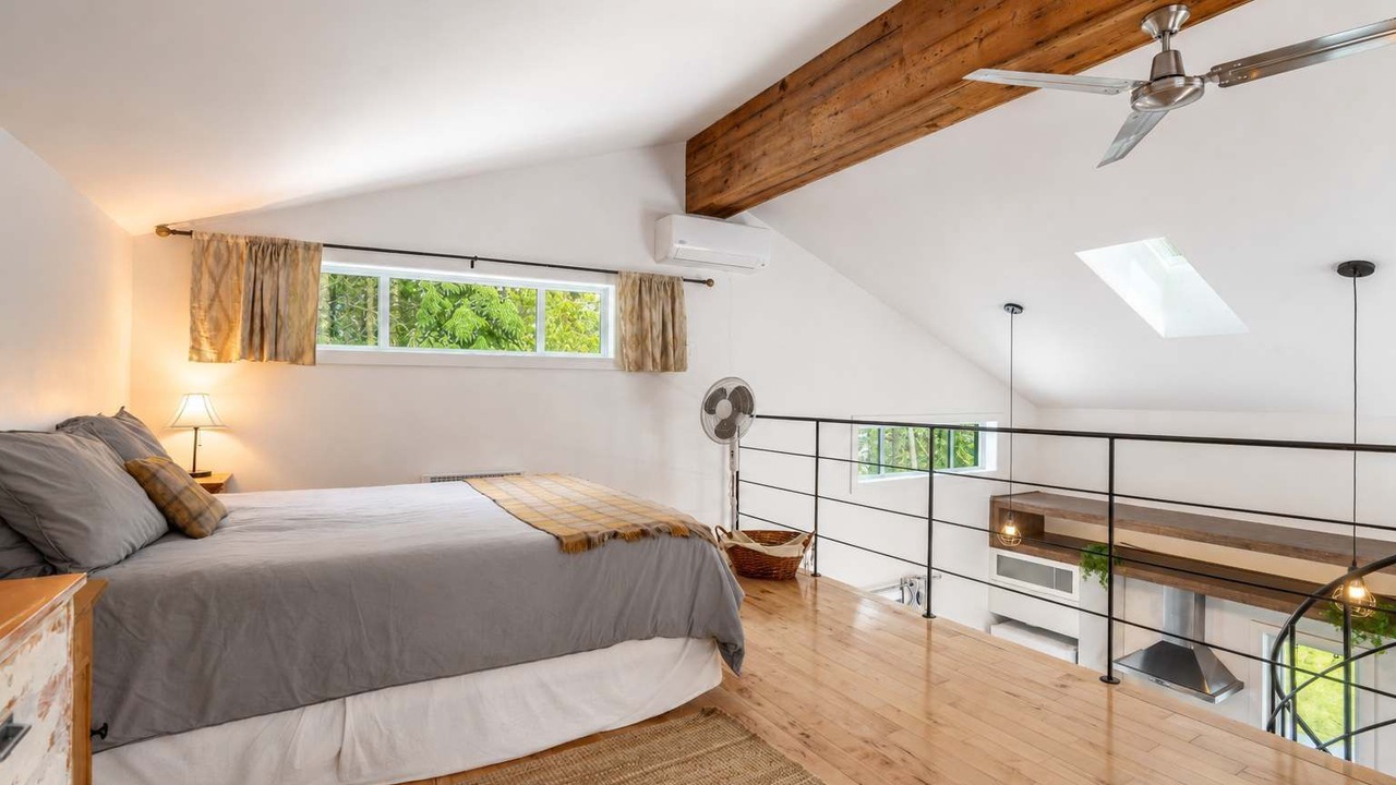 Photo of Bedroom in Saint Come