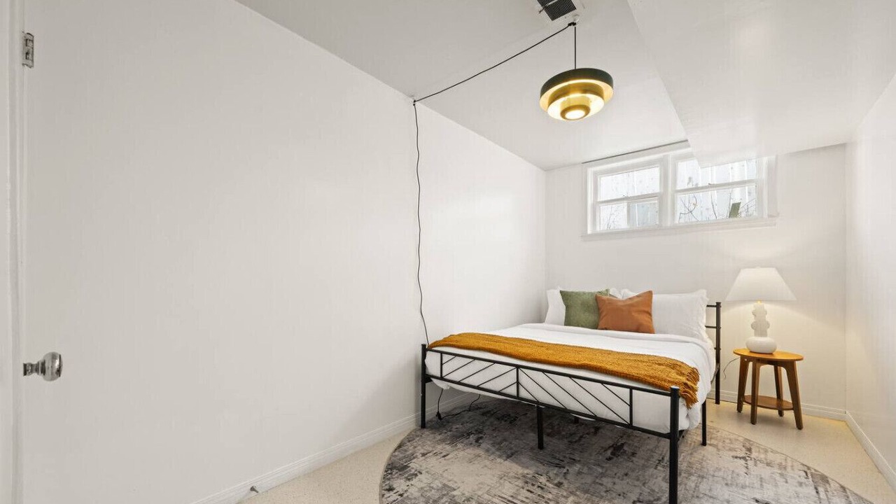 Photo of Bedroom in Edmonton