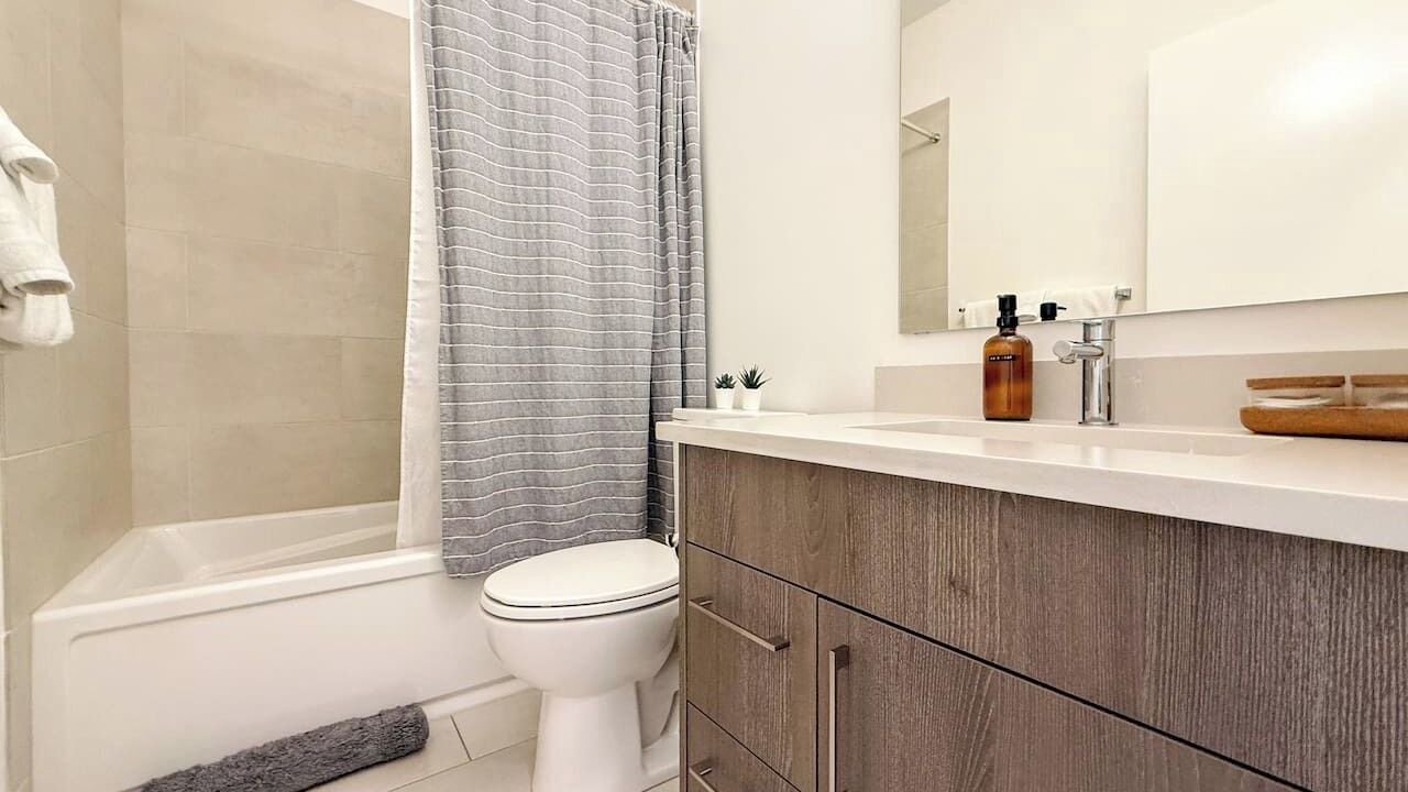 Photo of Bathroom in Golden