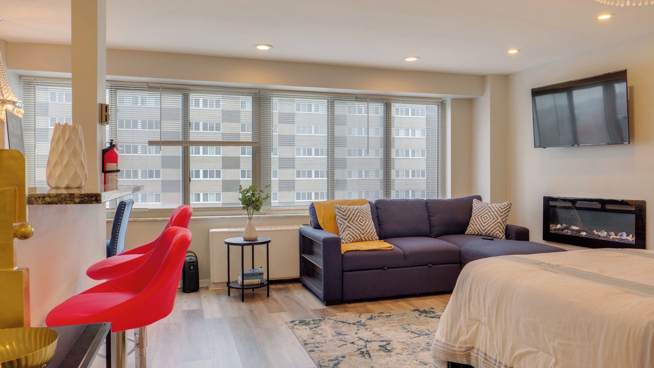 Photo of Livingroom in Lakewood