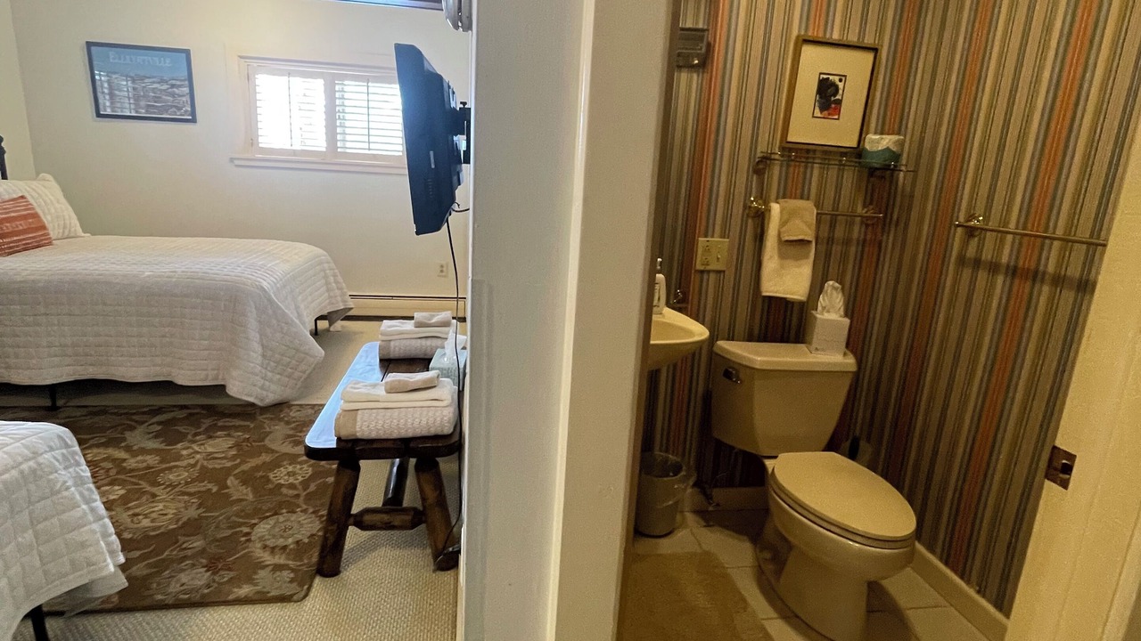 Photo of Bedroom in Ellicottville