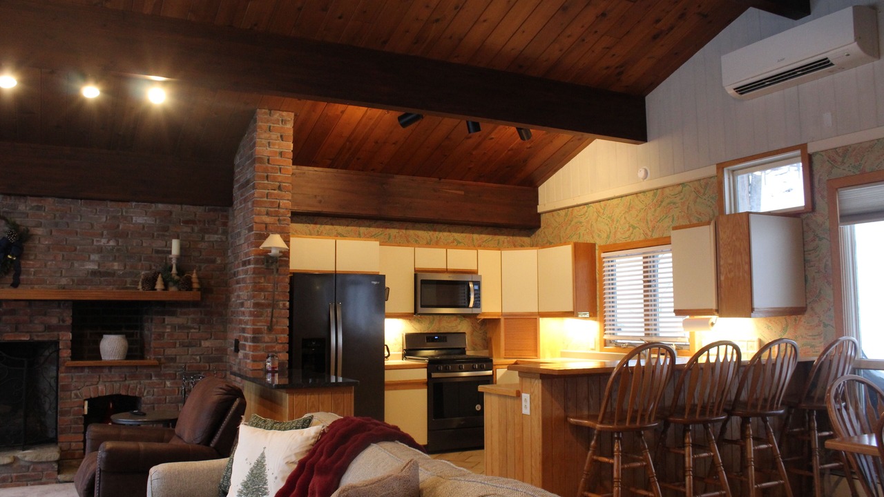 Photo of Livingroom in Ellicottville