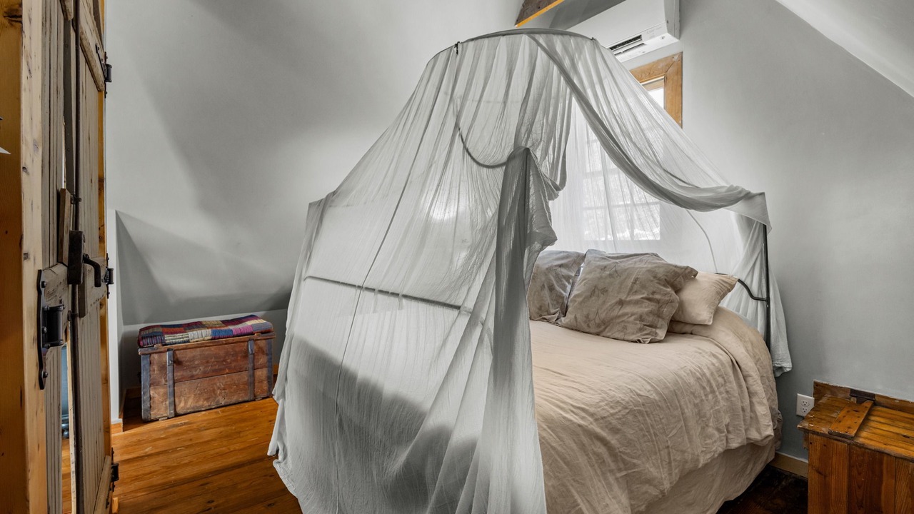Photo of Bedroom in Canandaigua