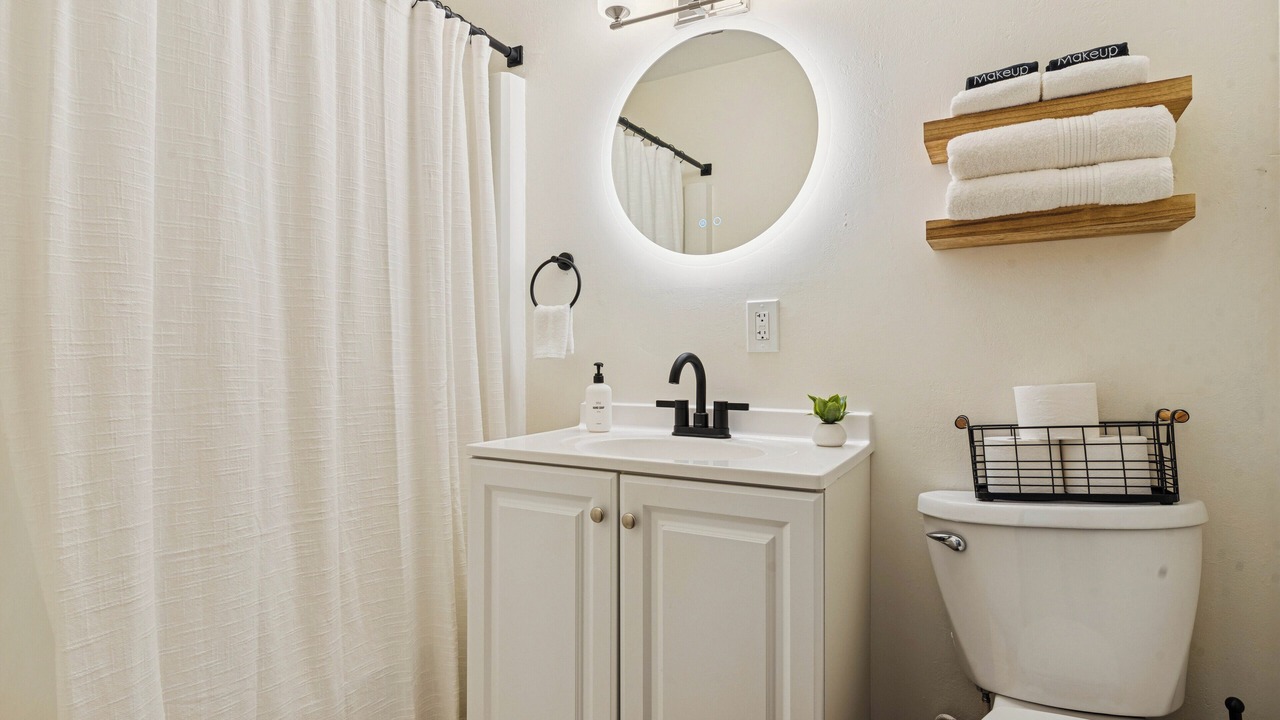Photo of Bathroom in Reynolds Corners