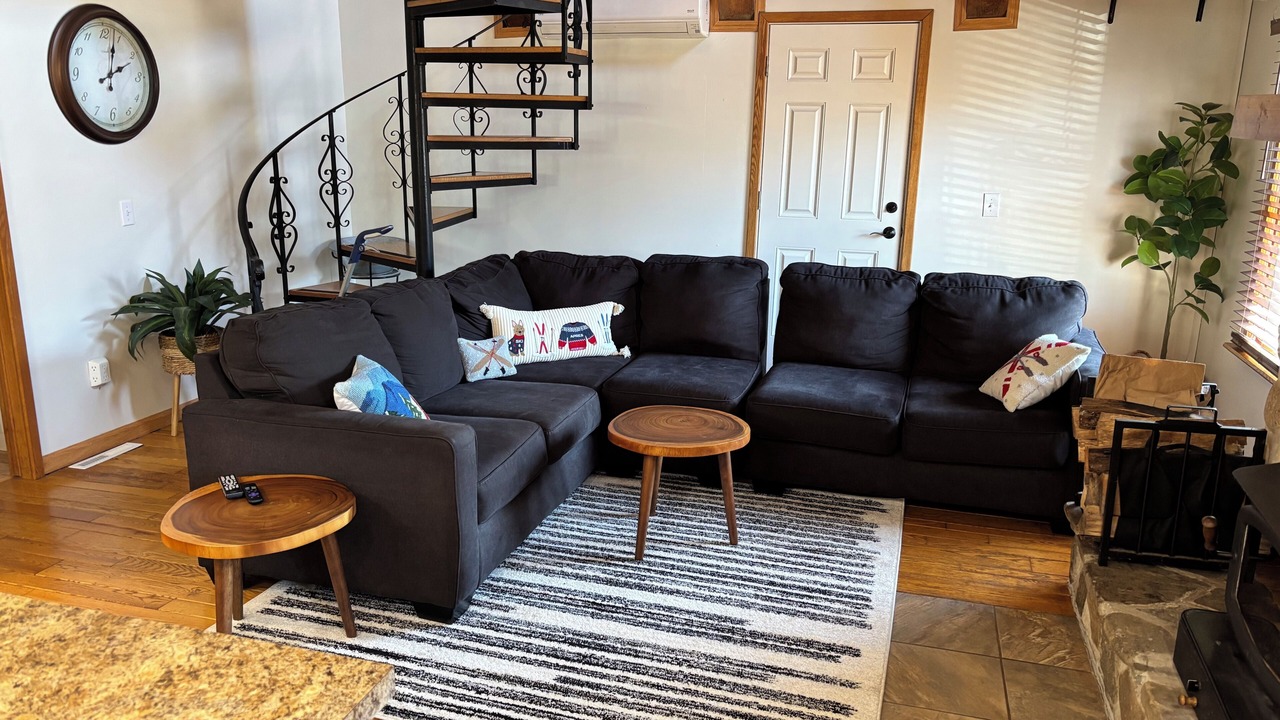 Photo of Livingroom in Little Valley