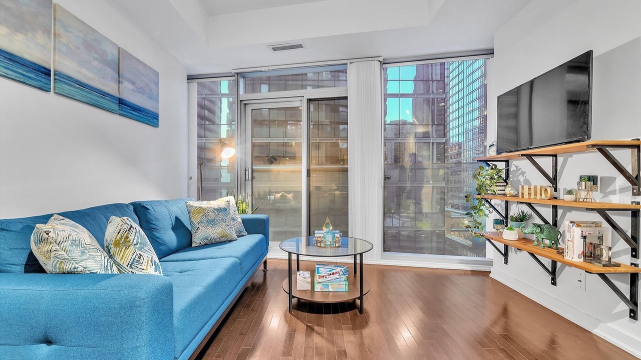 Photo of Livingroom in Financial District