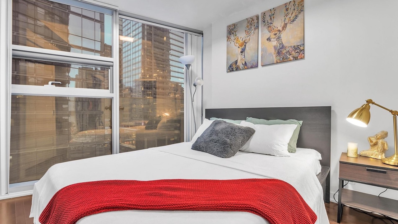 Photo of Bedroom in Financial District