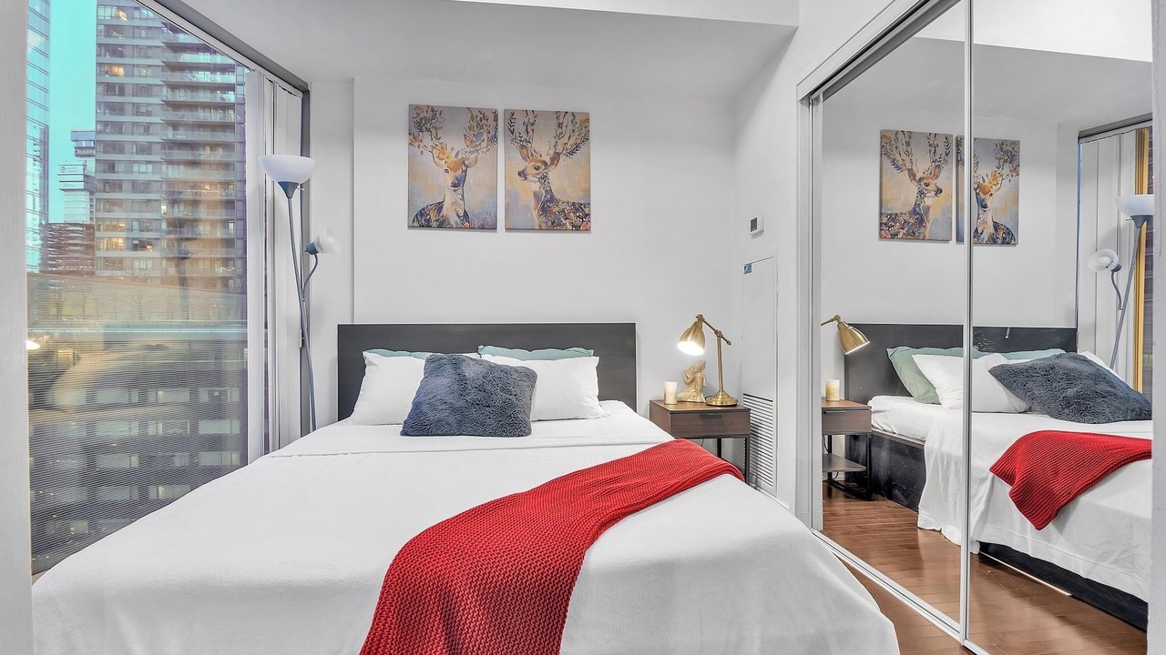 Photo of Bedroom in Financial District