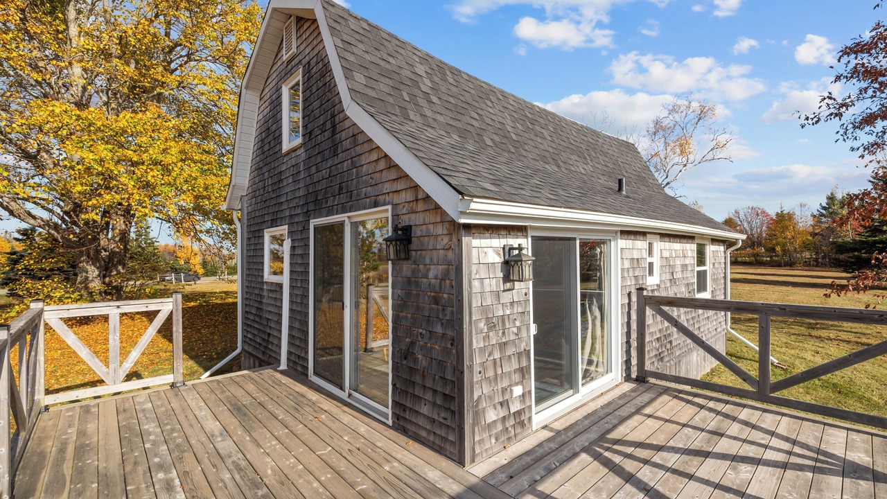 Photo of Outdoor in Oyster Bed