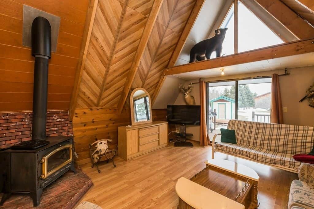 Photo of Livingroom in Division No. 11