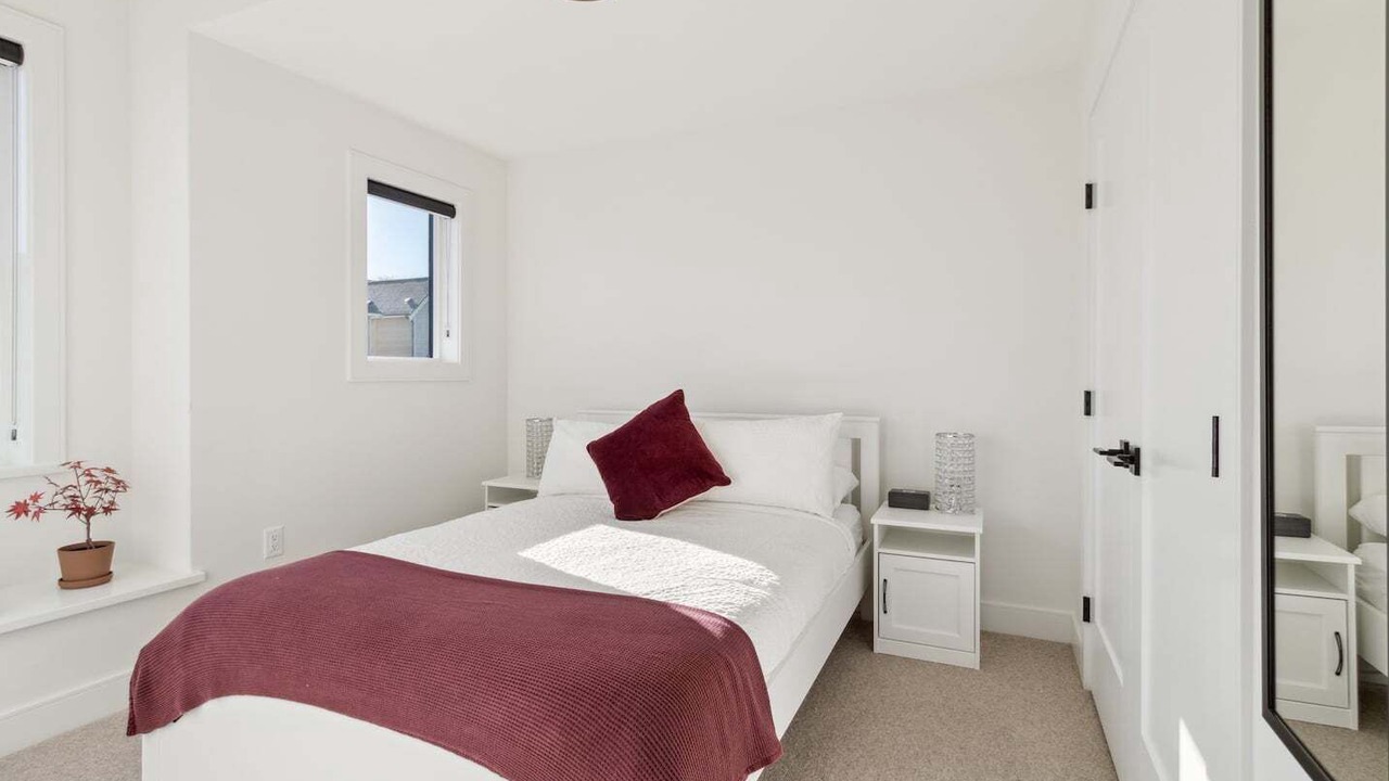 Photo of Bedroom in Willoughby