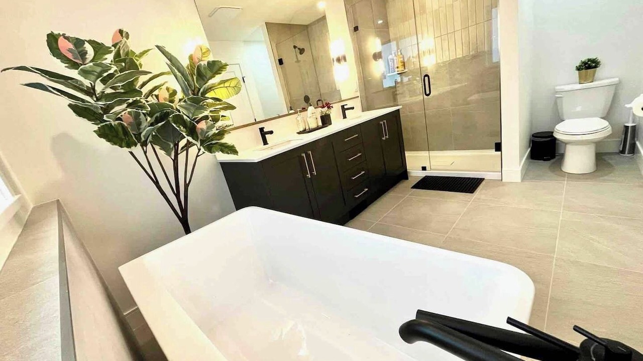 Photo of Bathroom in Willoughby