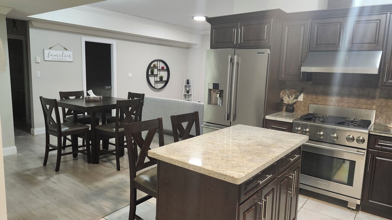 Photo of Kitchen in Lower Sumas Mountain