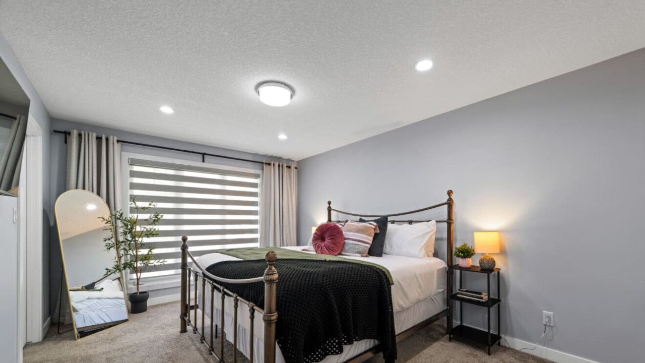 Photo of Bedroom in North Central Edmonton