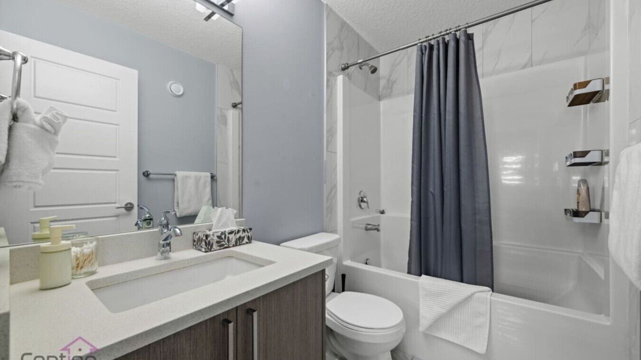 Photo of Bathroom in North Central Edmonton