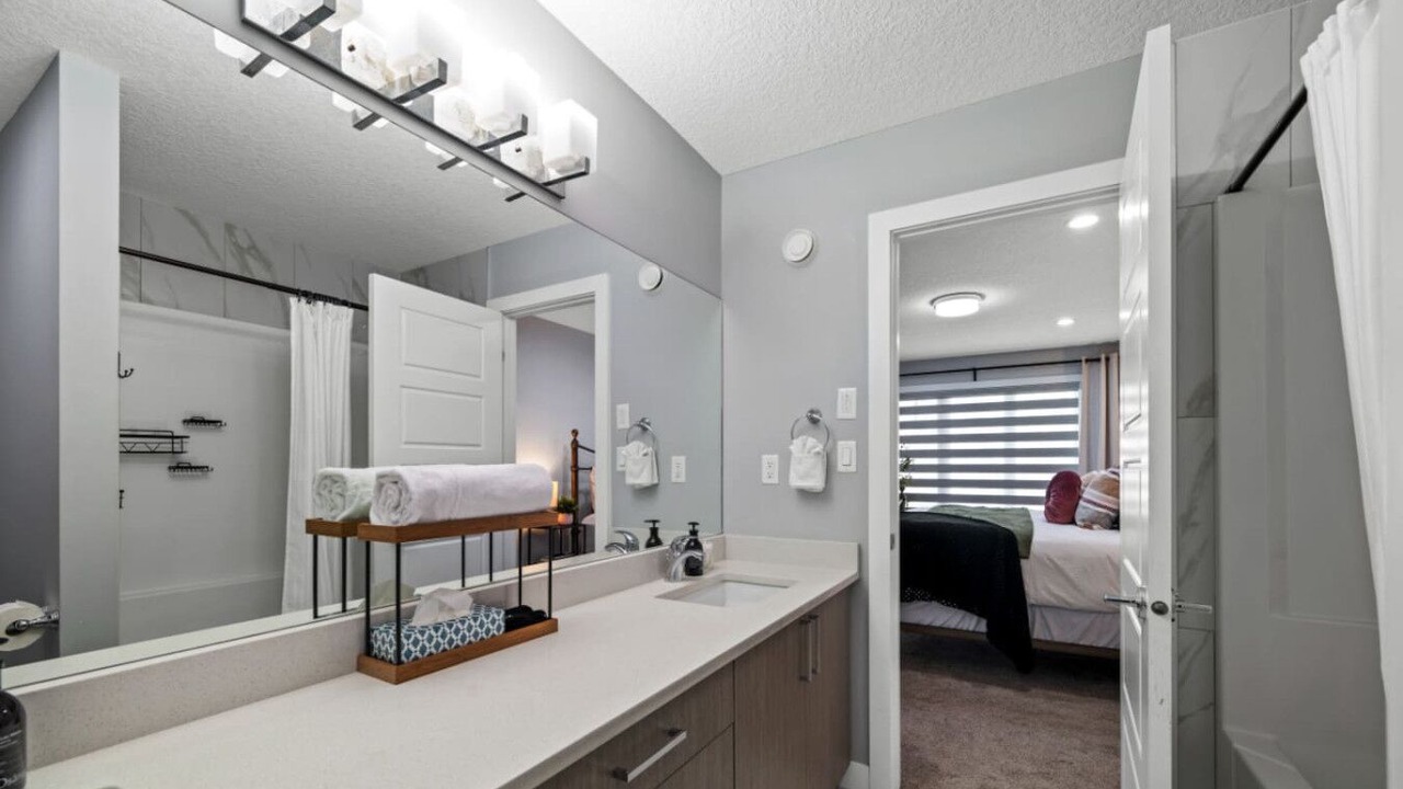 Photo of Bathroom in North Central Edmonton