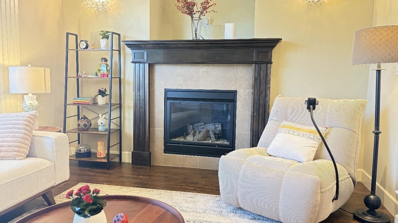 Photo of Livingroom in Burnaby