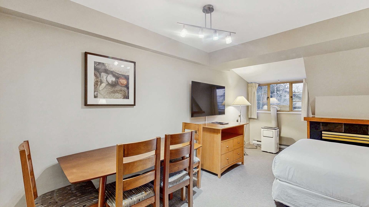 Photo of Bedroom in Whistler Village