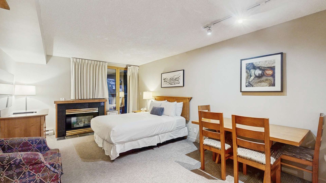 Photo of Bedroom in Whistler Village