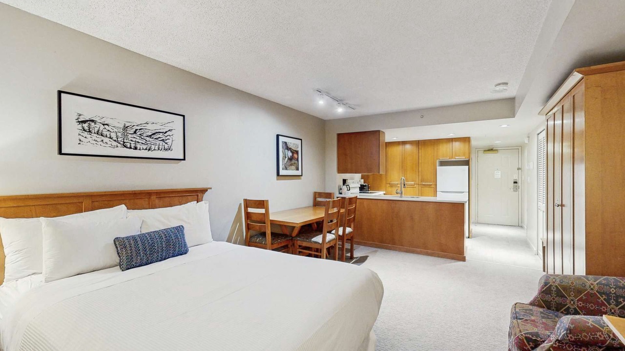 Photo of Bedroom in Whistler Village