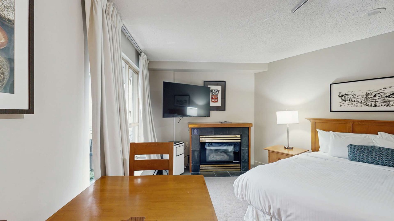 Photo of Bedroom in Whistler Village