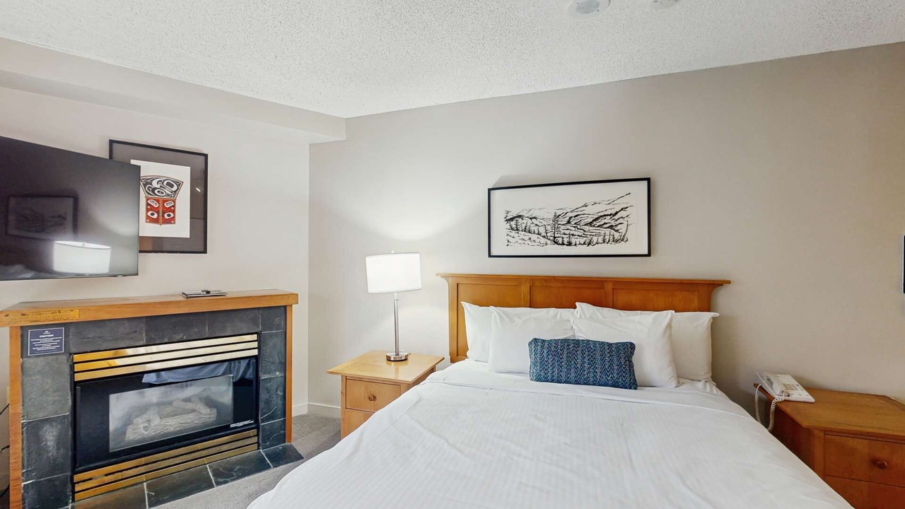 Photo of Bedroom in Whistler Village