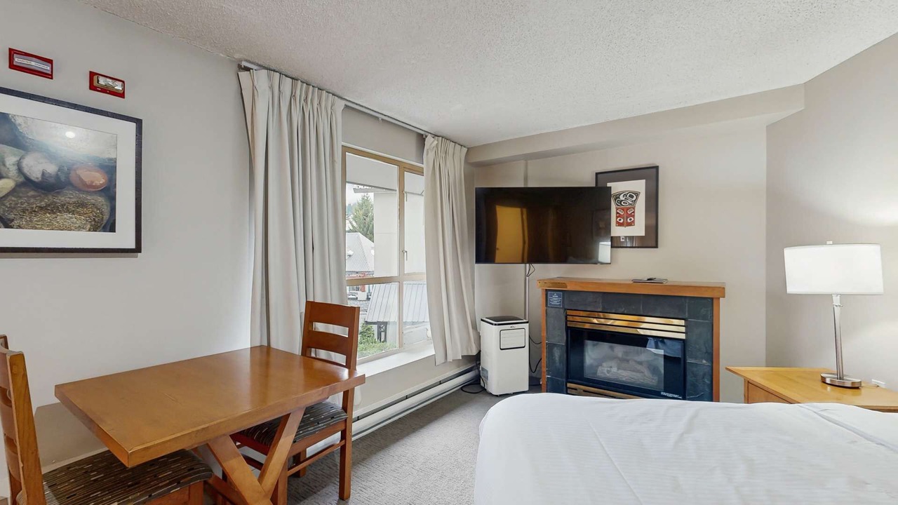 Photo of Bedroom in Whistler Village